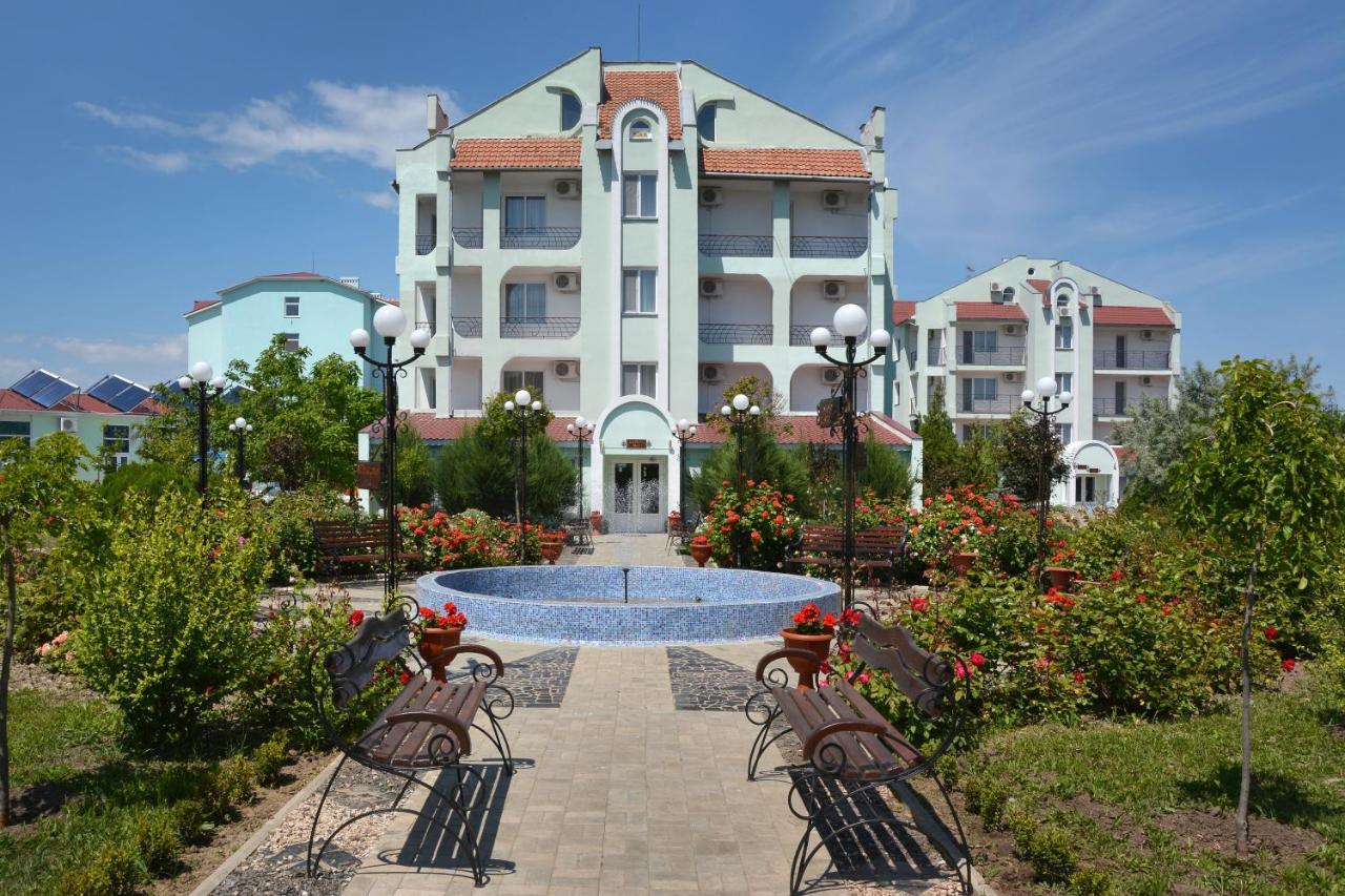 Edem Hotel ซาโตกา ภายนอก รูปภาพ