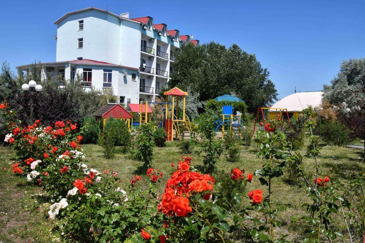 Edem Hotel ซาโตกา ภายนอก รูปภาพ