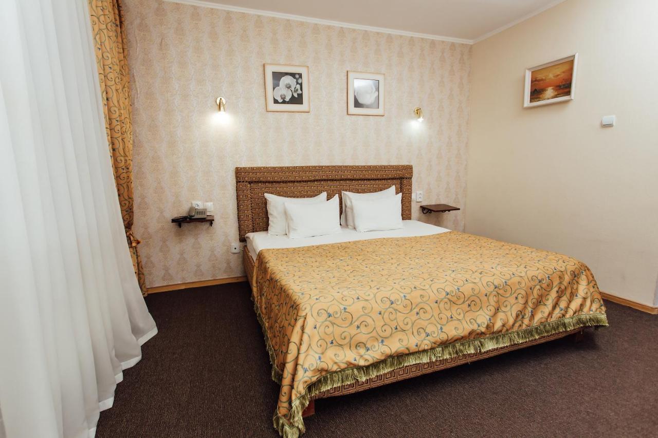 Edem Hotel ซาโตกา ภายนอก รูปภาพ
